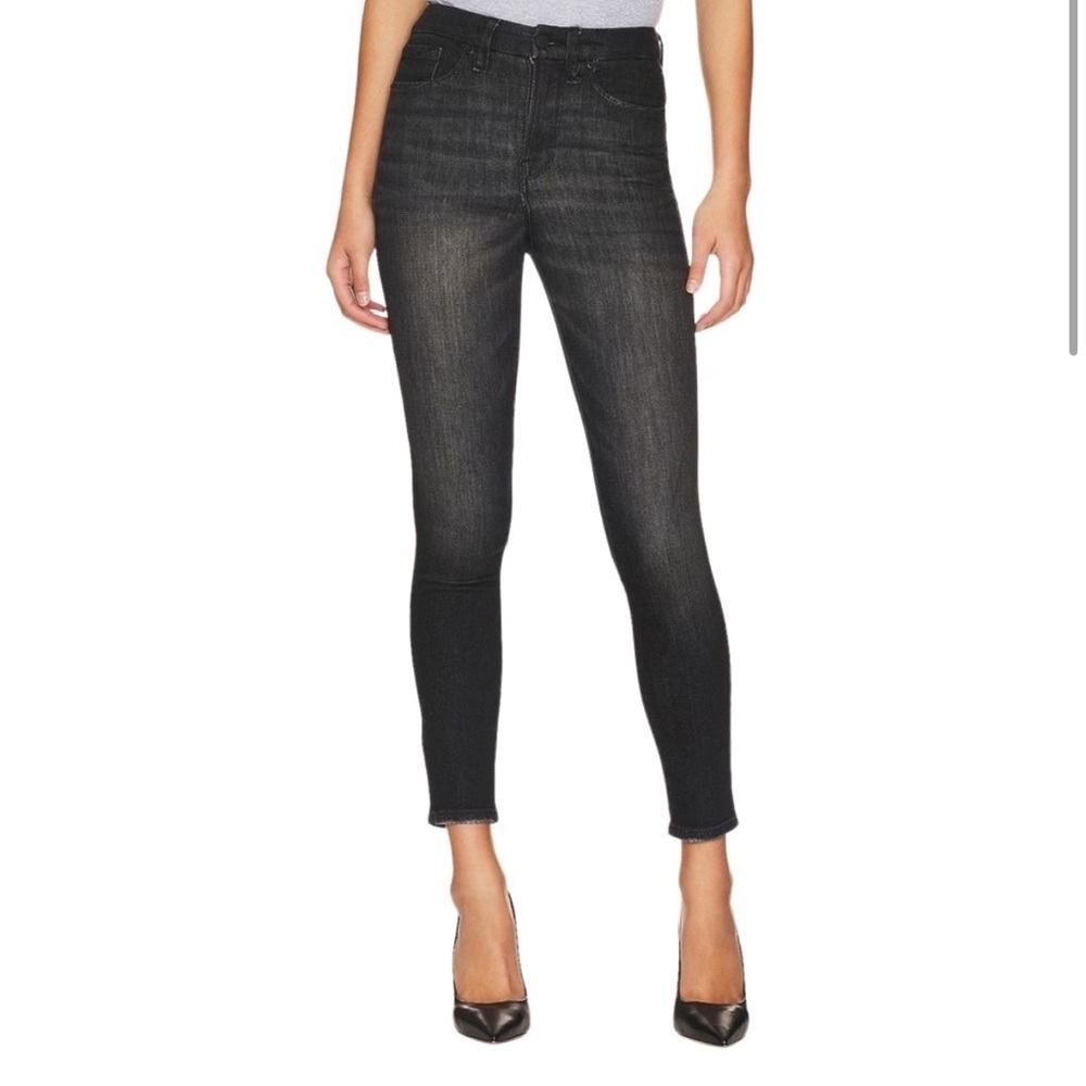 🖤NWT GOOD AMERICAN GOOD LEGS BLACK JEANS SIZE 2/26🖤